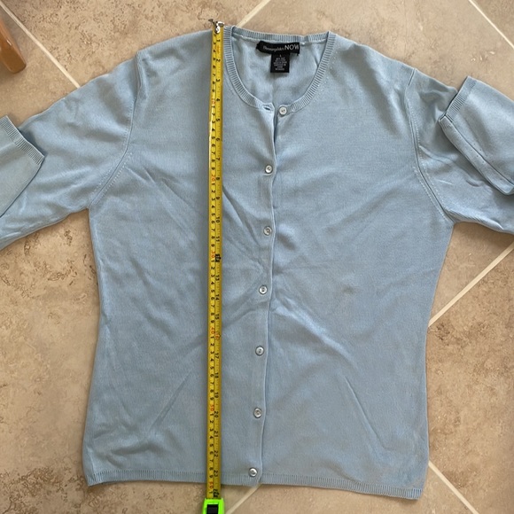 Bloomingdale’s Now Twin sweater set light blue cardigan & tank shell EUC vintage - Picture 13 of 13